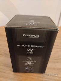 Olympus 30mm Macro f3.5