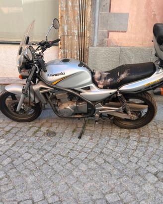 Kawasaki er-5 anno 2004