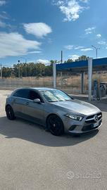 MERCEDES CLASSE A180D UNICO PROPRIETARIO 