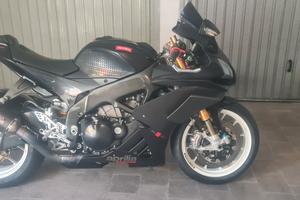 Aprilia rsv4 factory aprc 