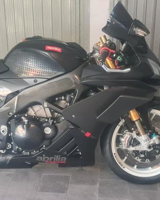 Aprilia rsv4 factory aprc 