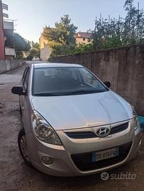 HYUNDAI i20 - 2009