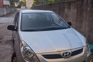 HYUNDAI i20 - 2009