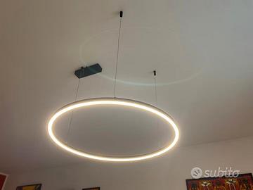 Lampadario sospeso a Led