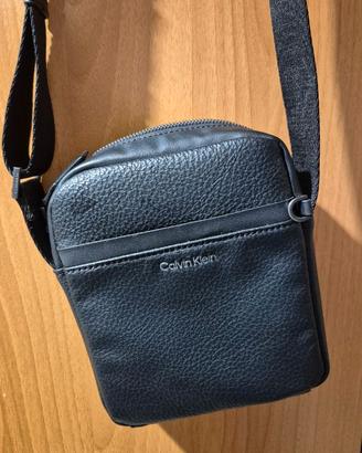 Calvin Klein Warmth reporter buf borsa a tracolla