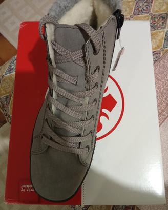 stivaletti donna marca rieker