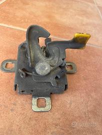 Gancio Cofano Anteriore Fiat Panda 169