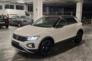 Volkswagen T-Roc 1500 TSI ACT 150CV Sport Km.0
