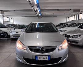 Opel Astra 1.7 CDTI 110CV 5 porte Cosmo