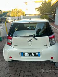 Toyota IQ 1.3