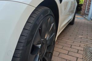tesla model 3 performance 