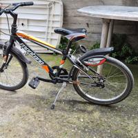 bici bimbo età 8/9 anni