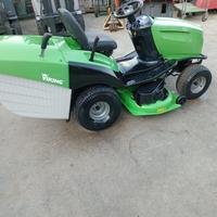 Trattorino taglia erba Viking