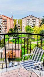 Stanza con balcone 500 euro Baggio/Forze Armate M1