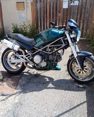 Ducati Monster 600 