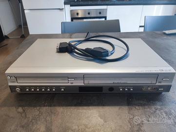 Lettore DVD e VHS, modello LG VC8804