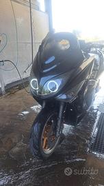 TMAX 500 anno 2009
