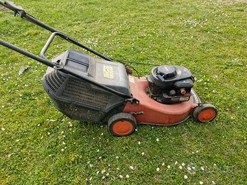 tagliaerba funzionante 