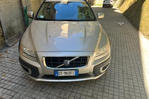 Volvo Xc 70 nov.2008 con 195.00km a 8500euro