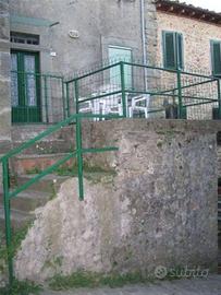 Casa indipendente di 180 m² con 5 locali e posto a