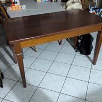 Tavolo in legno