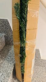 Albero di natale compreso di luci palline