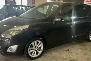 Renault Grand Scenic, 7 posti, gancio traino
