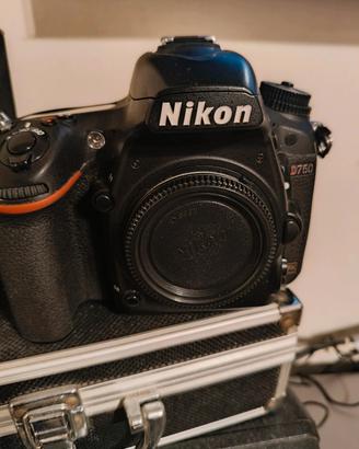 Nikon 750D solo corpo macchina 