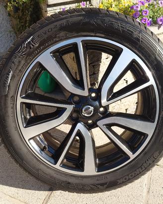 4 cerchi + 4 pneumatici M+S 225/55

R19