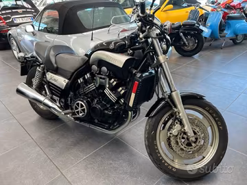 Yamaha Vmax 1200