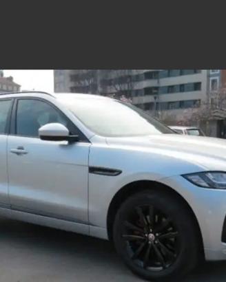 Jaguar F-pace tdiv6 S 300 d