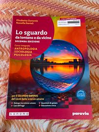 Libro Lo Sguardo da lontano e da vicino