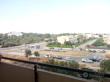 Q.re Paolo VI-P.za S.Pertini 5 Vani Cantina e Box