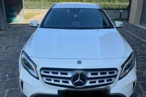 GLA 200d Mercedes-Benz