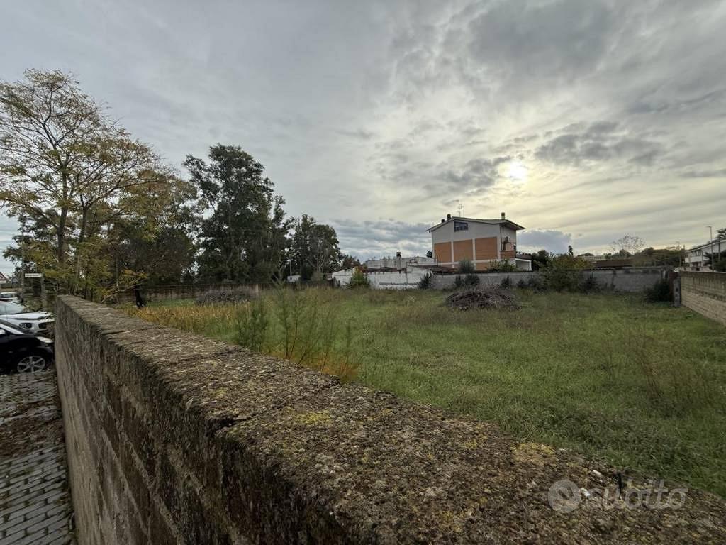 Terreno di 1086 m² a Roma - Vista 2