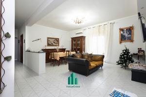 Comodo 3 vani in residence con posto auto