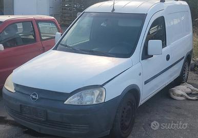 Ricambi opel combo 1.7 t.d. anno 2009