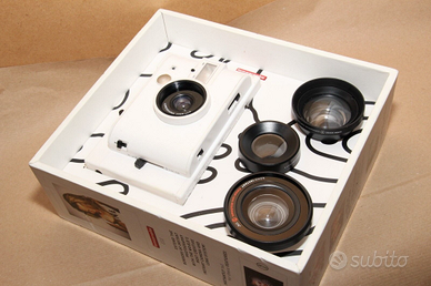 LOMO INSTANT WHITE EDITION Fotocamera Istantanea