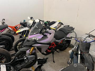 Ducati Multistrada 1200s pezzi di ricambio