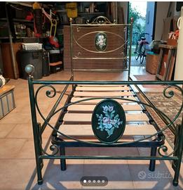 Letto in ferro battuto fatto a mano