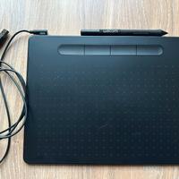 Tavoletta grafica Wacom Intuos taglia M con penna 