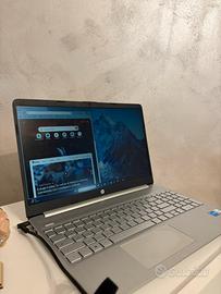 HP Laptop 15s da 15,6”,