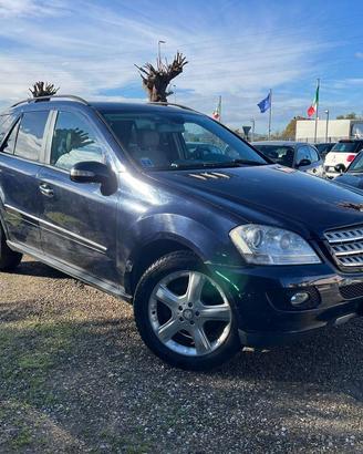 MERCEDES - Classe ML - 320 CDI Sport
