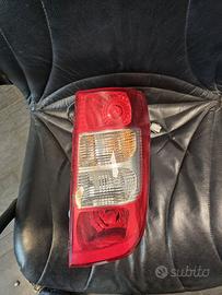 faro posteriore destro ligier js50