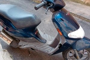 Piaggio derbi Atlantis 50