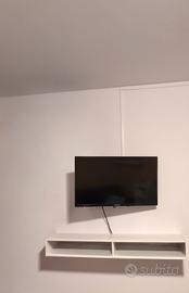 TRATTABILE! Ripiano  TV