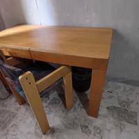 Scrivania in frassino massello