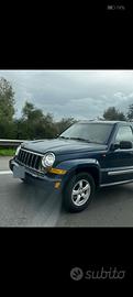 jeep cherokee kj 2.8