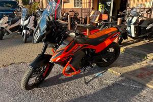 Ktm 890 Adventure solo 10.000 klm come nuova