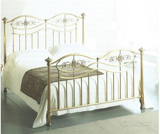 Letto in Ottone Brunito